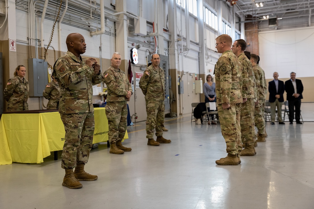 National Guard Senior Enlisted Advisor Tony Whitehead visits Soldiers of the 63rd Theater Aviation Brigade at the Boone National Guard Center in Frankfort, Ky. on Dec. 4, 2022. Whitehead visited Kentucky to recognize Soldiers for their work throughout the year. (U.S. Army photo by Staff Sgt. Andrew Dickson)