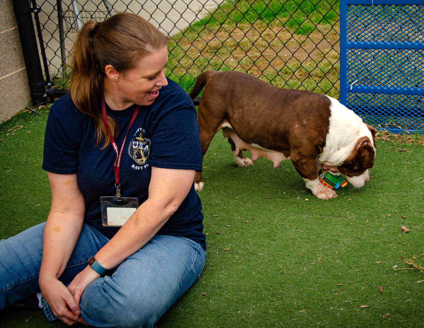 Helping Man & Beast -- NAVIFOR Sailors Give Back to Local Animal Shelter  supporting photo