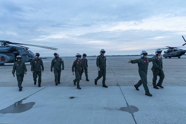 Sailors during the squadrons last flight