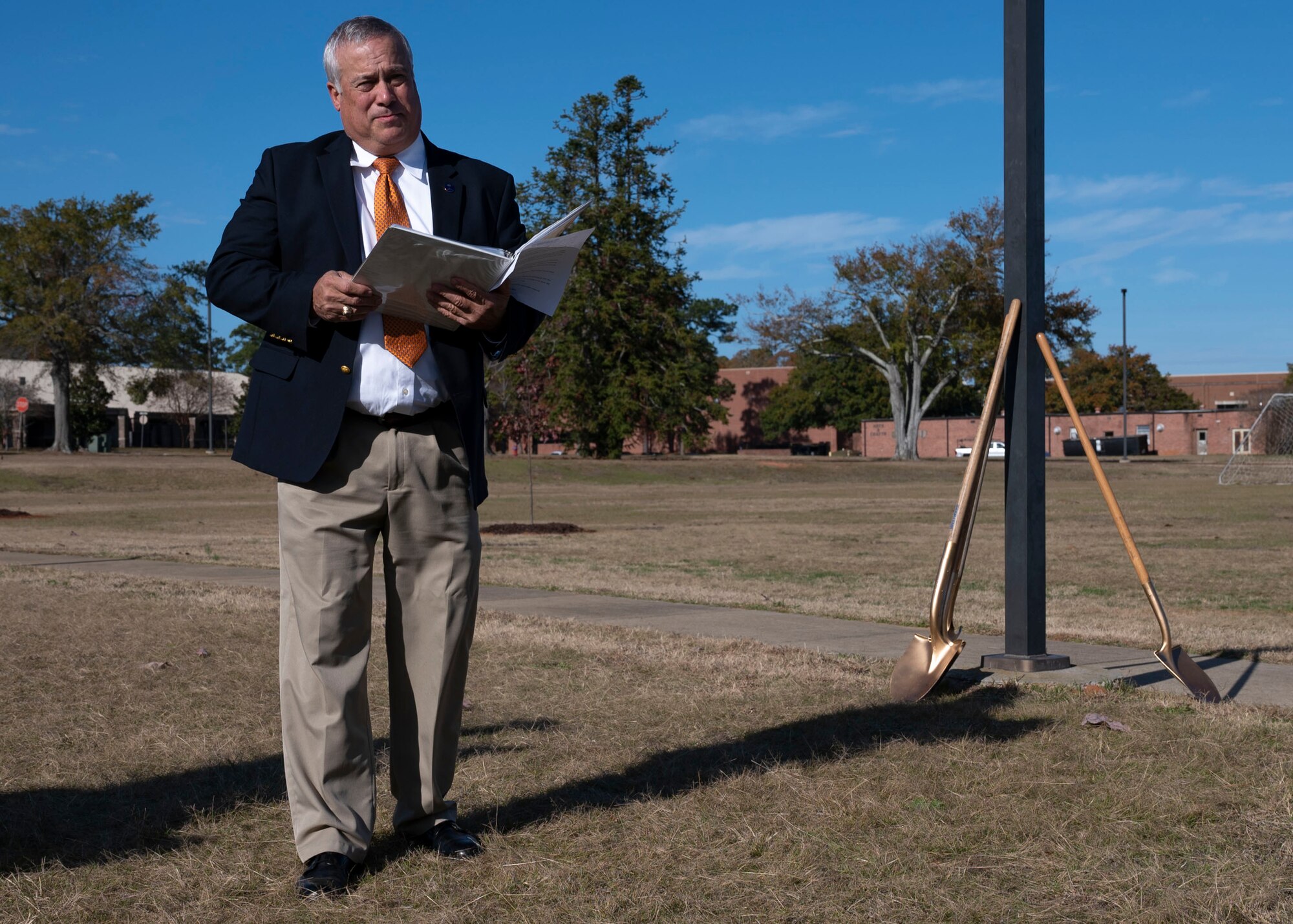 South Carolina Forestry Commission representative delivers Tree City USA recertification