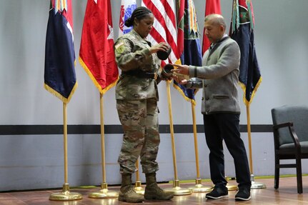 91st Training Division bids farewell to commander