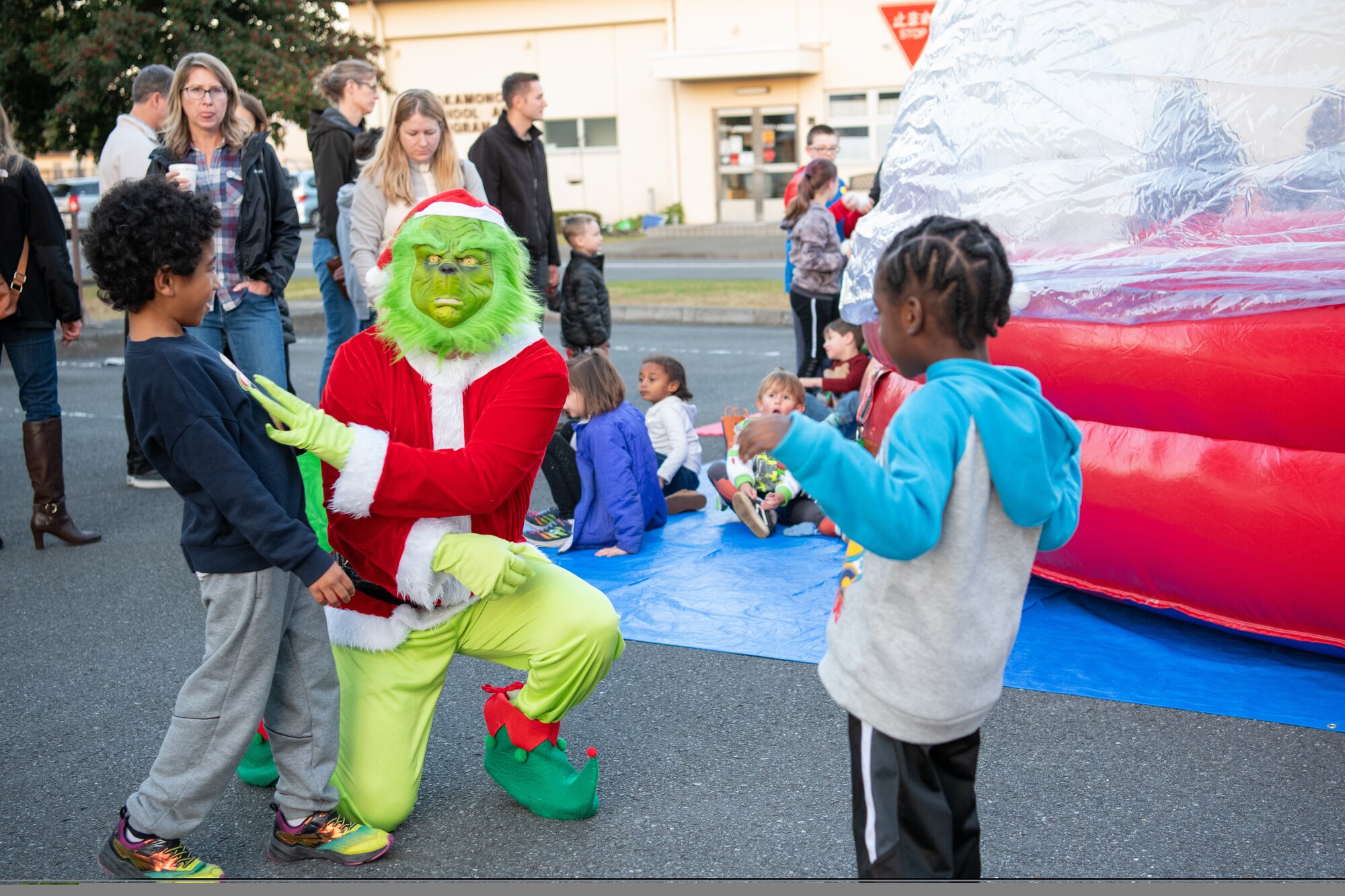 The Grinch pranks children