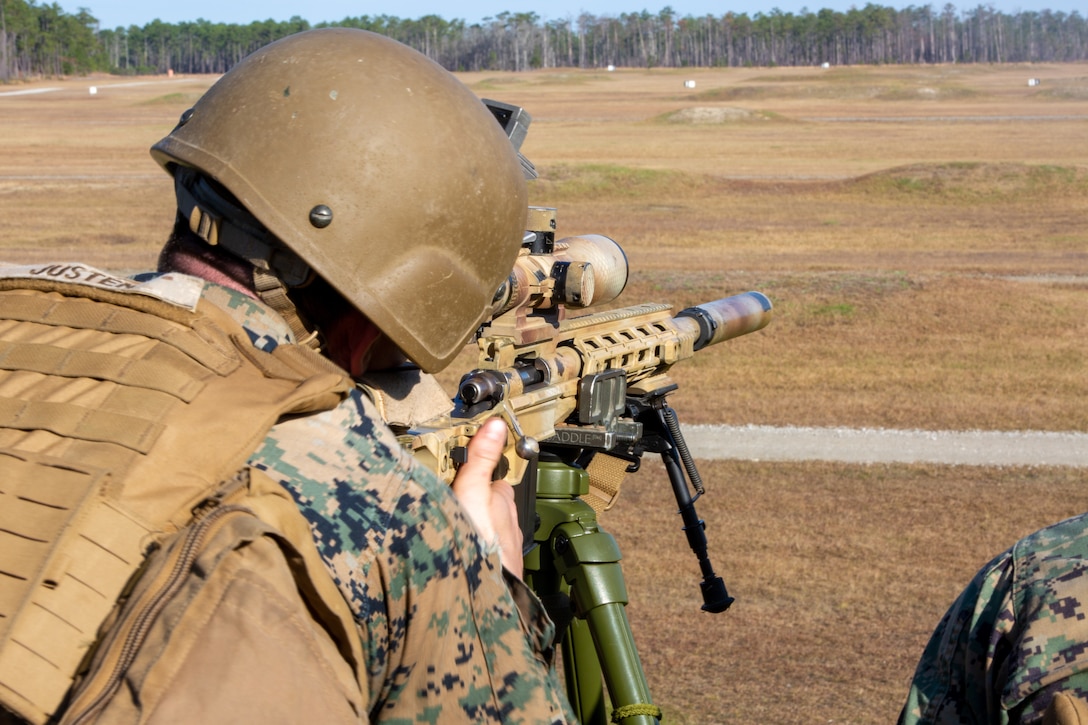 Face of Defense: Making Marine Snipers > U.S. Department of Defense > Story