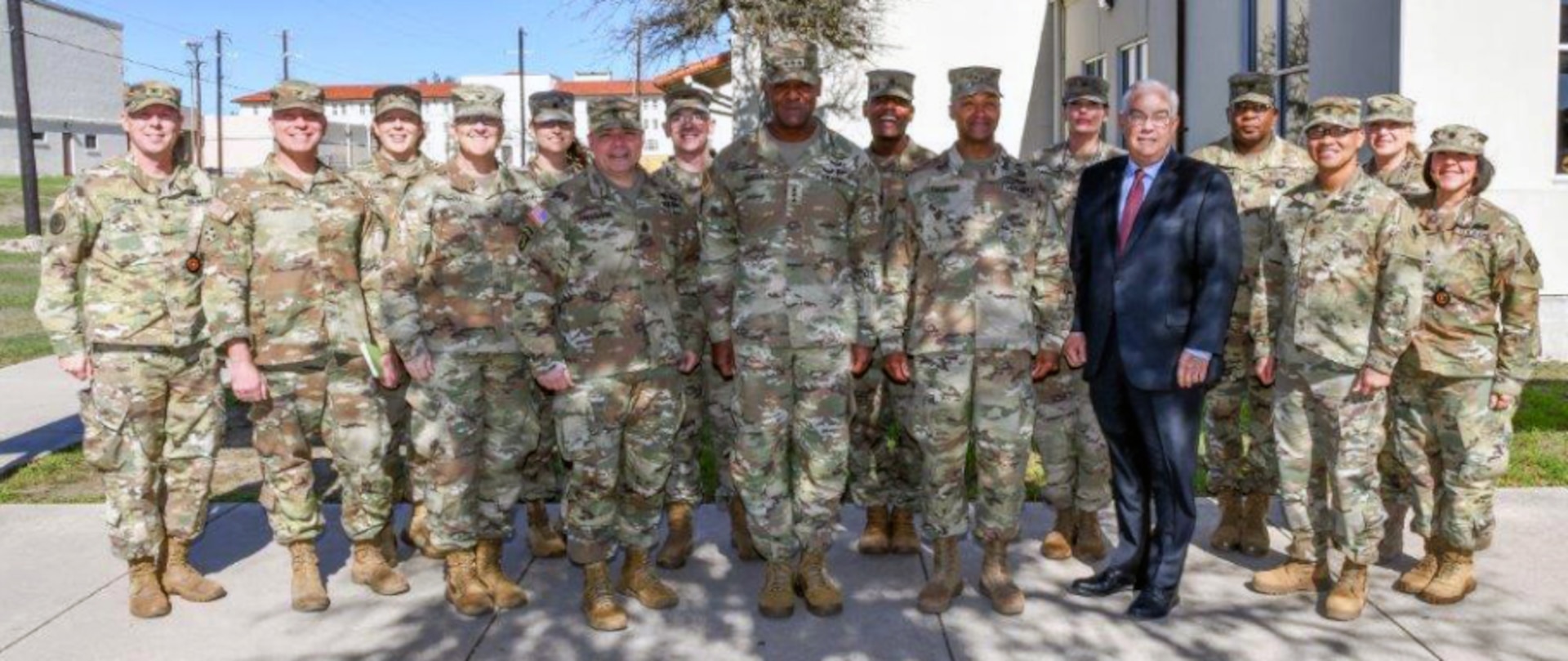 Combined Arms Center commanding general visits MEDCoE