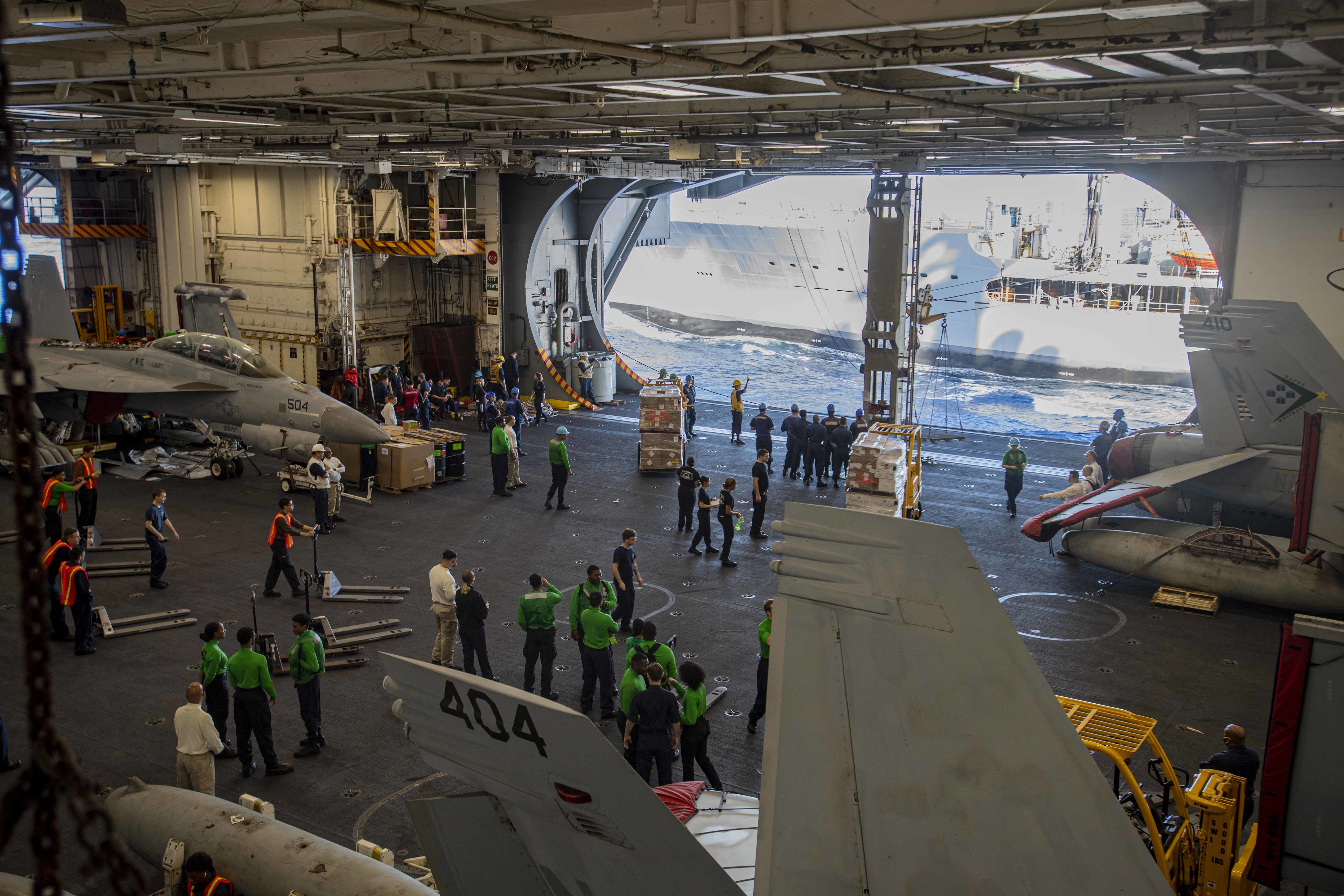 USS Nimitz (CVN 68) replenishes from USNS Guadalupe (T-AO 200).