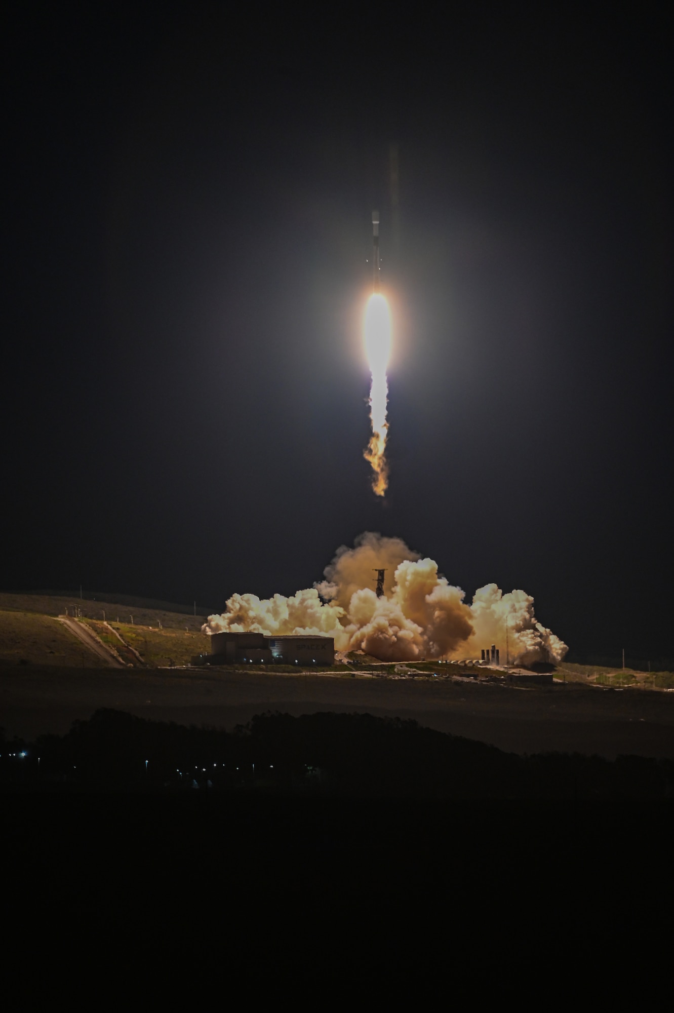 Team Vandenberg launched an international mission led
by National Aeronautics and Space Administration (NASA) and the French space agency CentreNational d’Études Spatiales (CNES), the Surface Water and Ocean Topography (SWOT) satellite aboard a SpaceX Falcon 9 vehicle from Space Launch Complex 4-E here, Thursday, Dec. 16, at approximately 3:46 a.m. Pacific Standard Time. (U.S. Space Force Photo by Airman 1st Class Ryan Quijas)