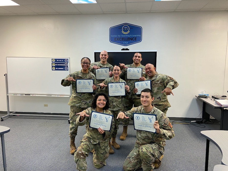 737th Training Group members elf it up > 37th Training Wing