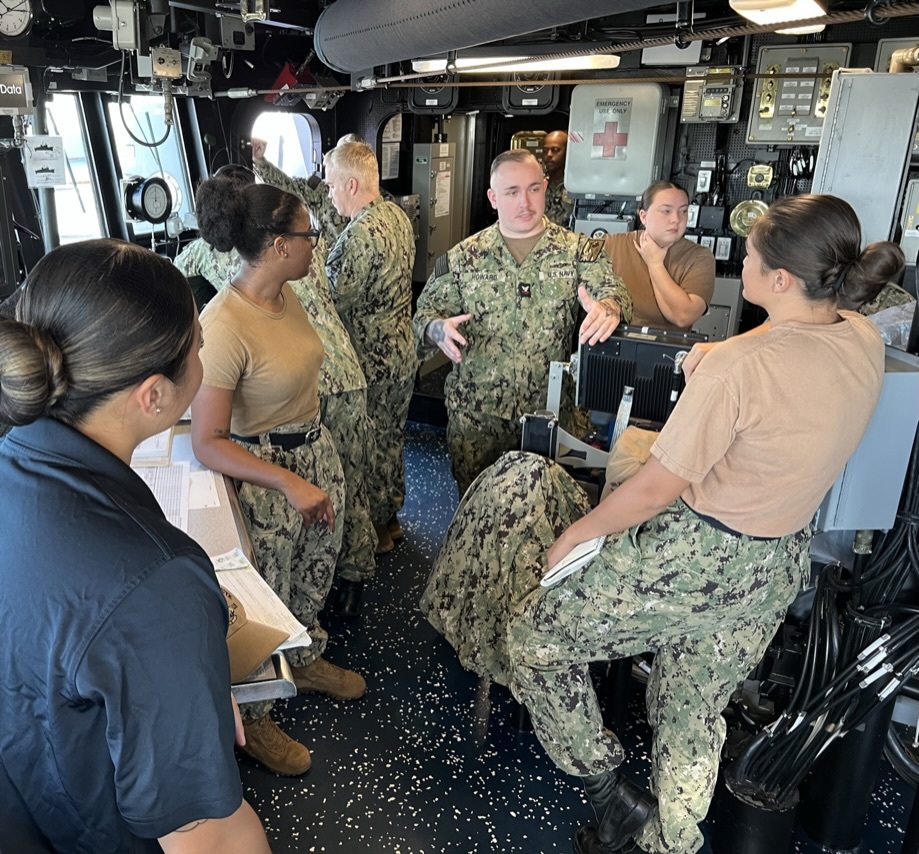 Joint Typhoon Warning Center (JTWC) in Pearl Harbor, Hawaii resumed its long-standing fleet liaison observation training practice. This training allows aerographer’s mates (AG) assigned to JTWC and quartermasters (QM) stationed on naval vessels to work side-by-side to better understand and implement the collection of meteorological
observations while at sea.