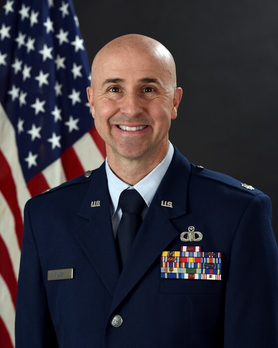 Lt Col Dan Fales official photo