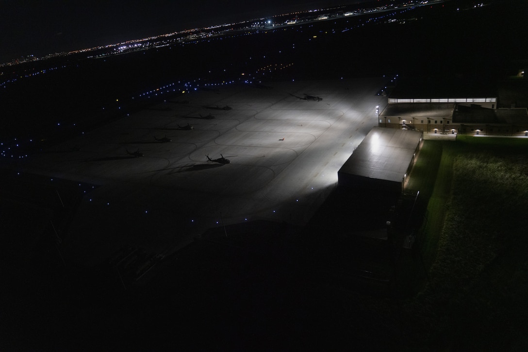 Army Reserve unit conducts Black Hawk operations at MacDill