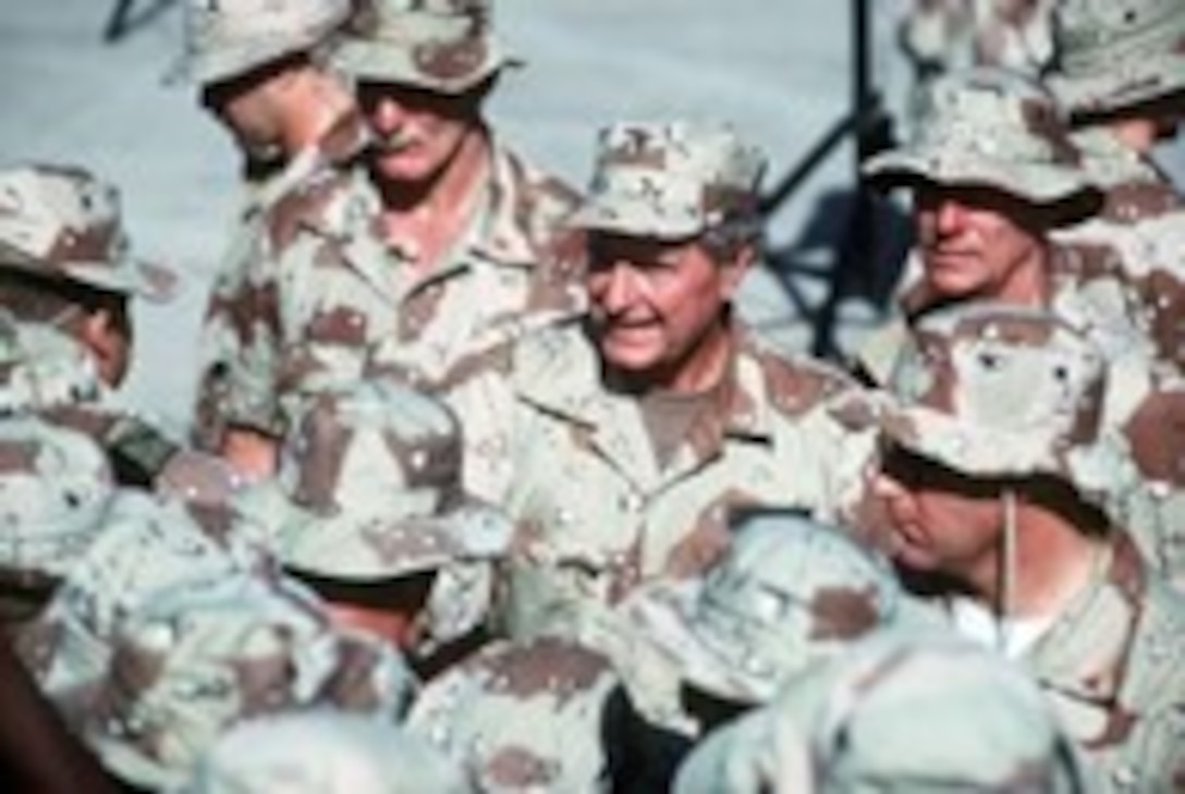 President George H.W. Bush visiting the troops at Mogadishu International Airport Dec. 31, 1992. (National Archives Photo)