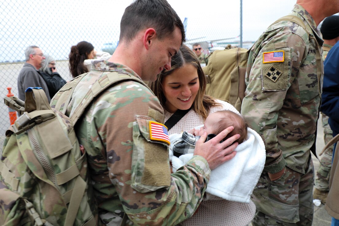 Kentucky Soldiers from the 1st Battalion, 149th Infantry Brigade were greeted by Kentucky National Guard leadership, friends and family at the Bluegrass Airport in Lexington, Ky., as they arrived home from their deployment to Kosovo Nov. 17, 2022
