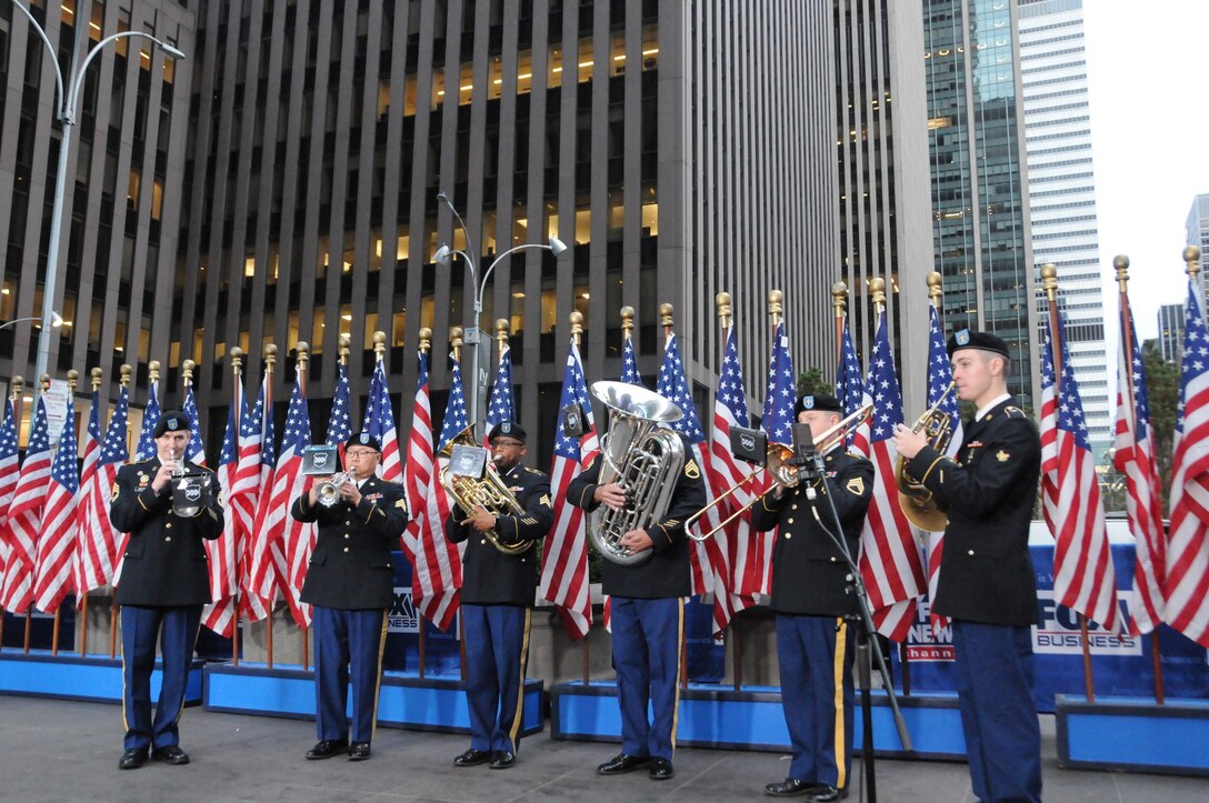 Army Reserve senior leader honors veterans in nation’s first capital