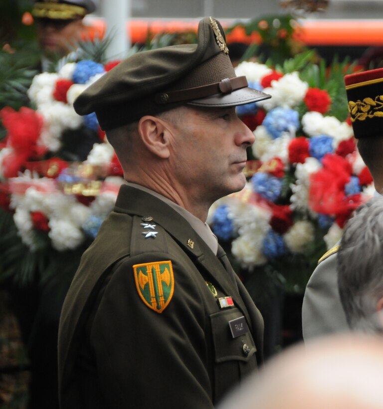 Army Reserve senior leader honors veterans in nation’s first capital