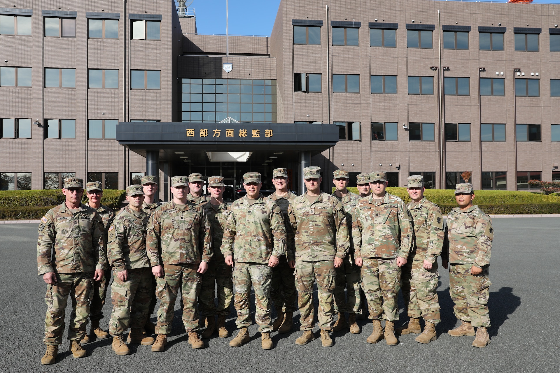 206th Digital Liaison Detachment increases joint readiness during Yama Sakura 83