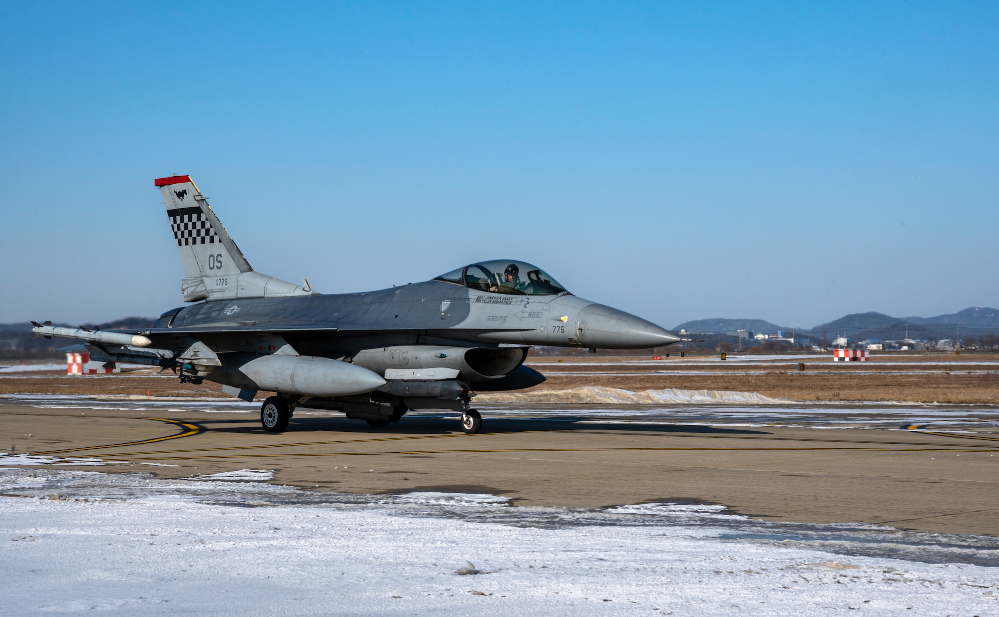 An F-16 Fighting Falcon assigned to the 36th Fighter Squadron (FS) taxis on the runway before flight during a training mission at Osan Air Base, Republic of Korea, Dec. 28, 2022.
