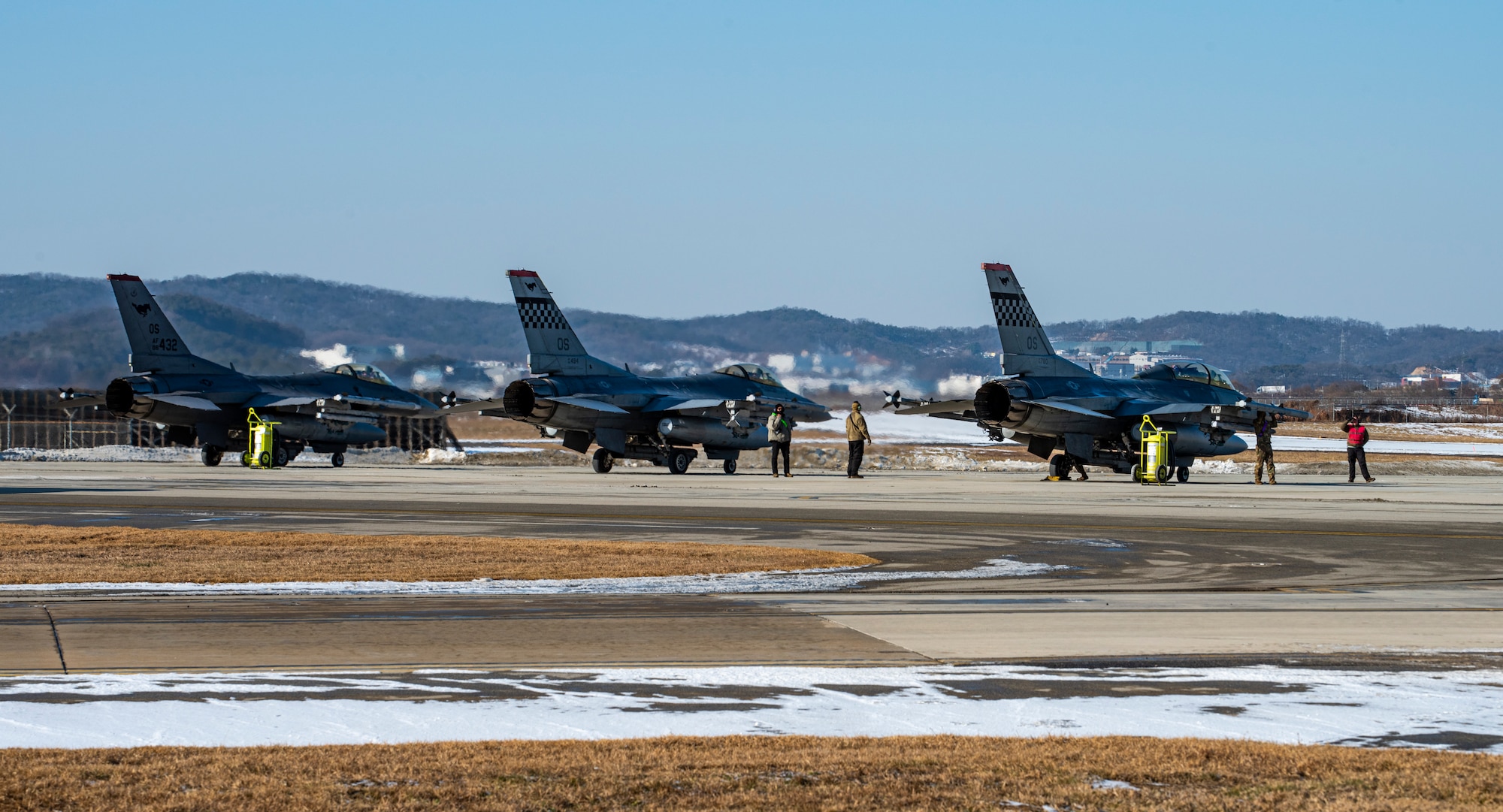 U.S. Air Force Airmen assigned to the 36th Fighter Generation Squadron readies 36th Fighter Squadron F-16 Fighting Falcon’s for a training mission at Osan Air Base, Republic of Korea, Dec. 28, 2022.