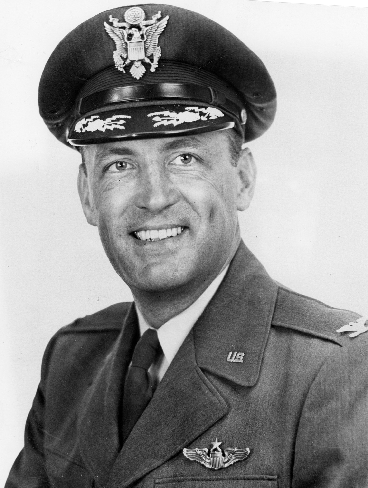 MAJOR GENERAL STEBBINS W. GRIFFITH > Air Force > Biography Display