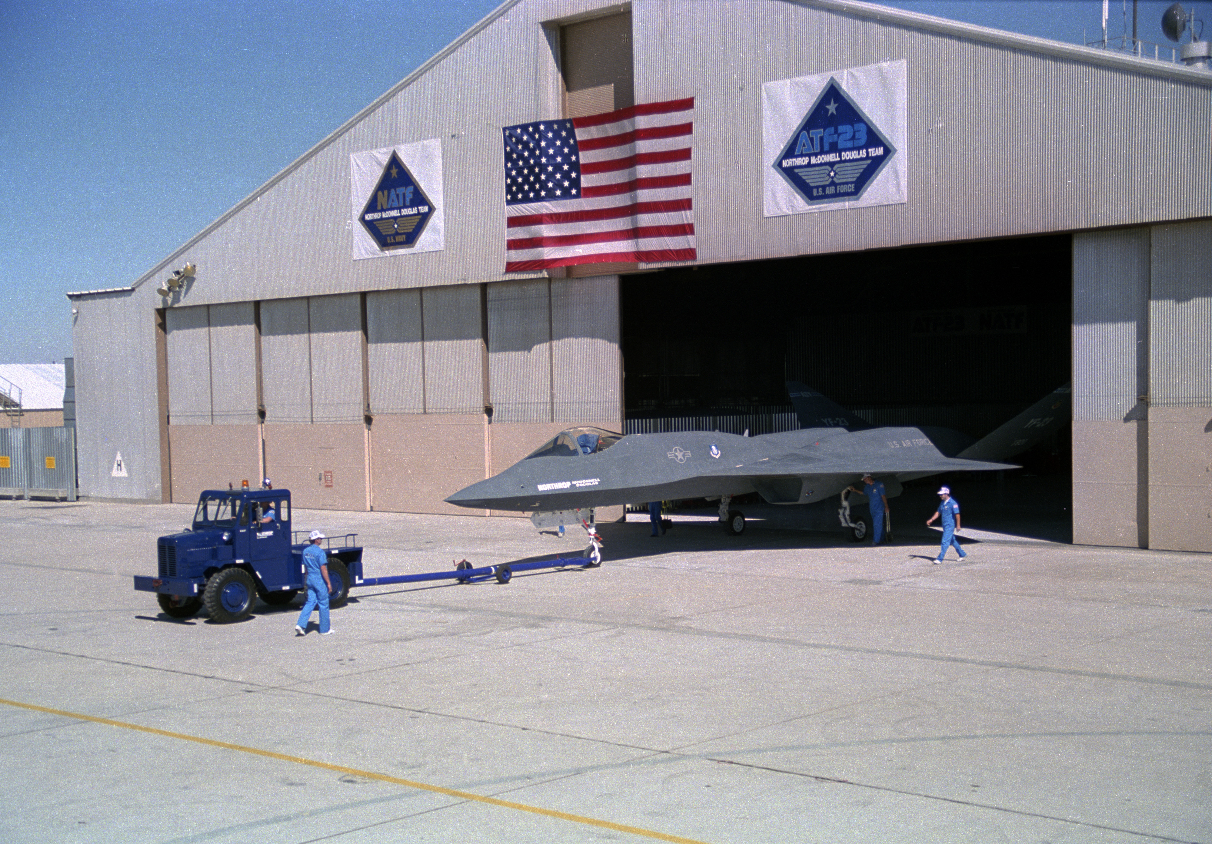 Flashback: Northrop YF-23 Black Widow II > Air Force