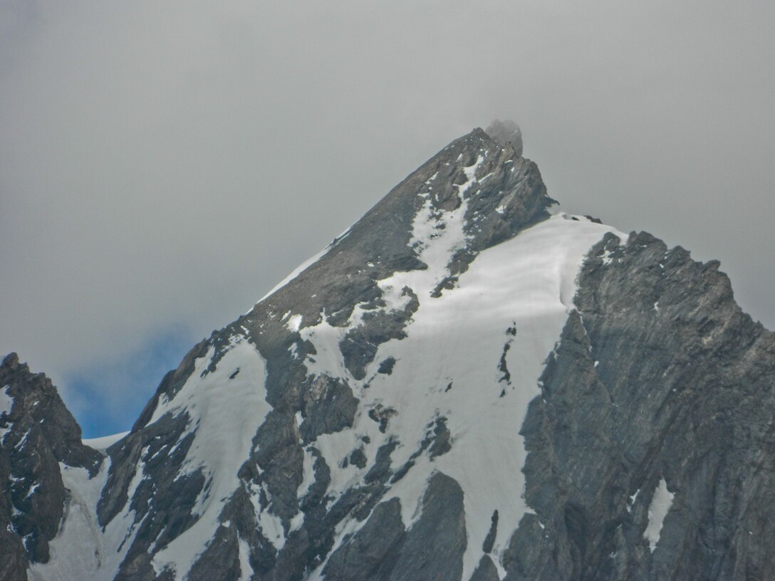 Pictured is Machoi Peak, in the state of Jammu and Kashmir, India. DLA Troop Support’s Construction and Equipment supply chain recently provided India’s military, some of whom are stationed in North Kashmir experiencing minus 20-degree weather, with 15,000 extreme cold weather sleep systems through the government’s Foreign Military Sales program. After delays due to COVID-19 and Hurricane IDA, C&E worked with vendors, stakeholders and various army commands to improve the delivery date by more than three months. (Courtesy photo)