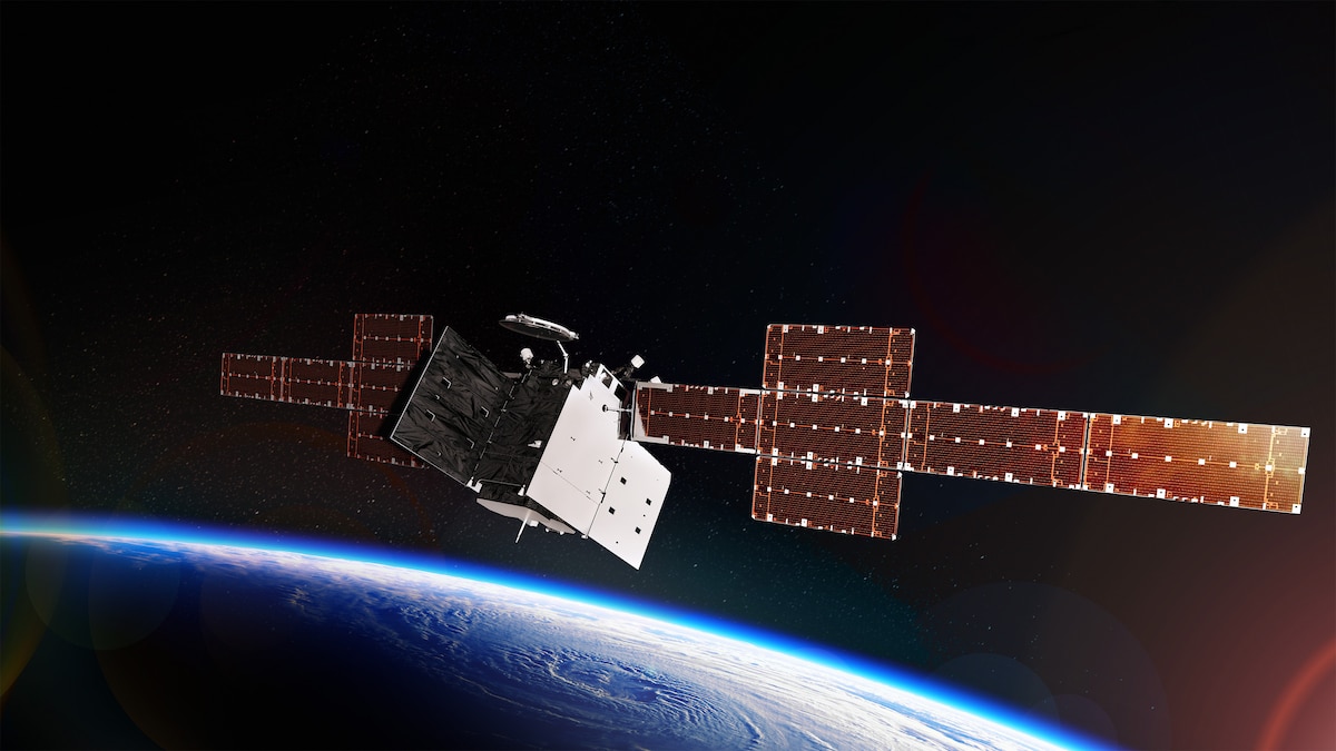 洋書 Global Mobile Satellite Communications Global Mobile Satellite Communications Applications: For