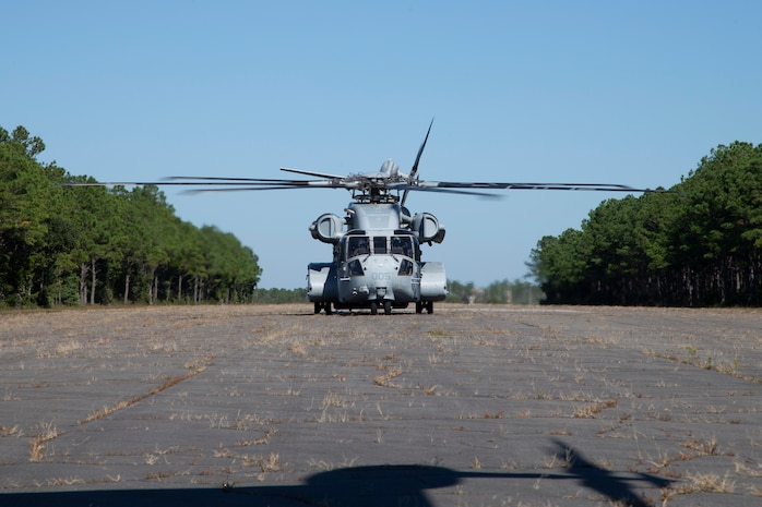 A CH-53K King Stallion with Marine Operational Test and Evaluation Squadron (VMX) 1 lands at Marine Corps Outlying Field Atlantic, North Carolina, Oct. 20, 2021.
