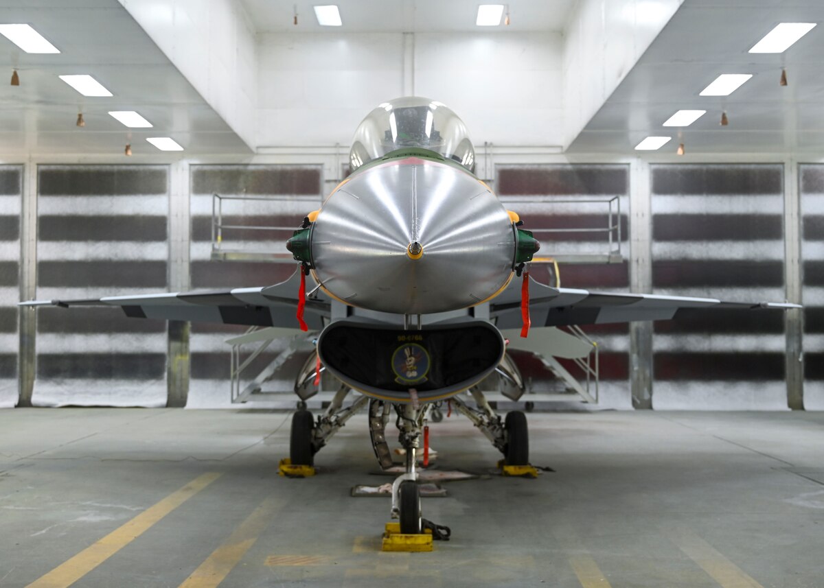 AV8R Stuff - USAF F-16 Patches