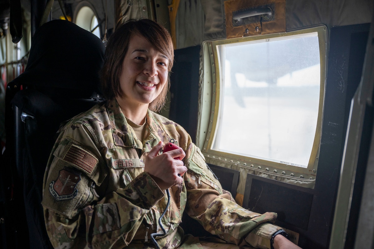 Combat Airlifter of the Week: Staff Sgt. Jennifer Felts > 505th Command ...