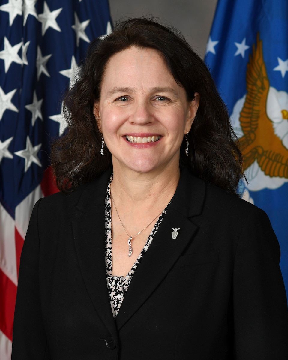 AFLCMC Director of Financial Management Promoted to Senior Executive ...