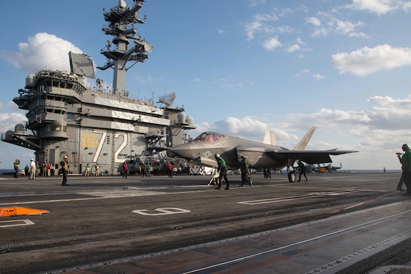 USS Abraham Lincoln (CVN 72) conducts flight operations in the Philippine Sea.