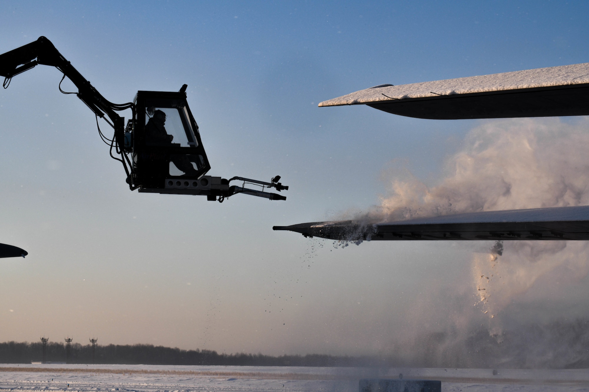 Crew chiefs assigned to the 910th Aircraft Maintenance Squadron removed snow and ice from the 910th Airlift Wing’s fleet of Lockheed Martin C-130H Hercules aircraft, Feb. 6, 2022, on the YARS flightline. The area experienced a level one snow emergency days prior to the February Unit Training Assembly which added 11 inches of new snow to their previous 5 inches of accumulation.