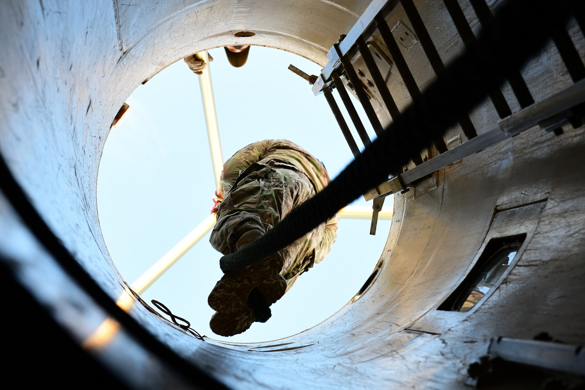 rappelling training course
