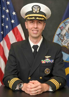 Cmdr. Dan Claytor