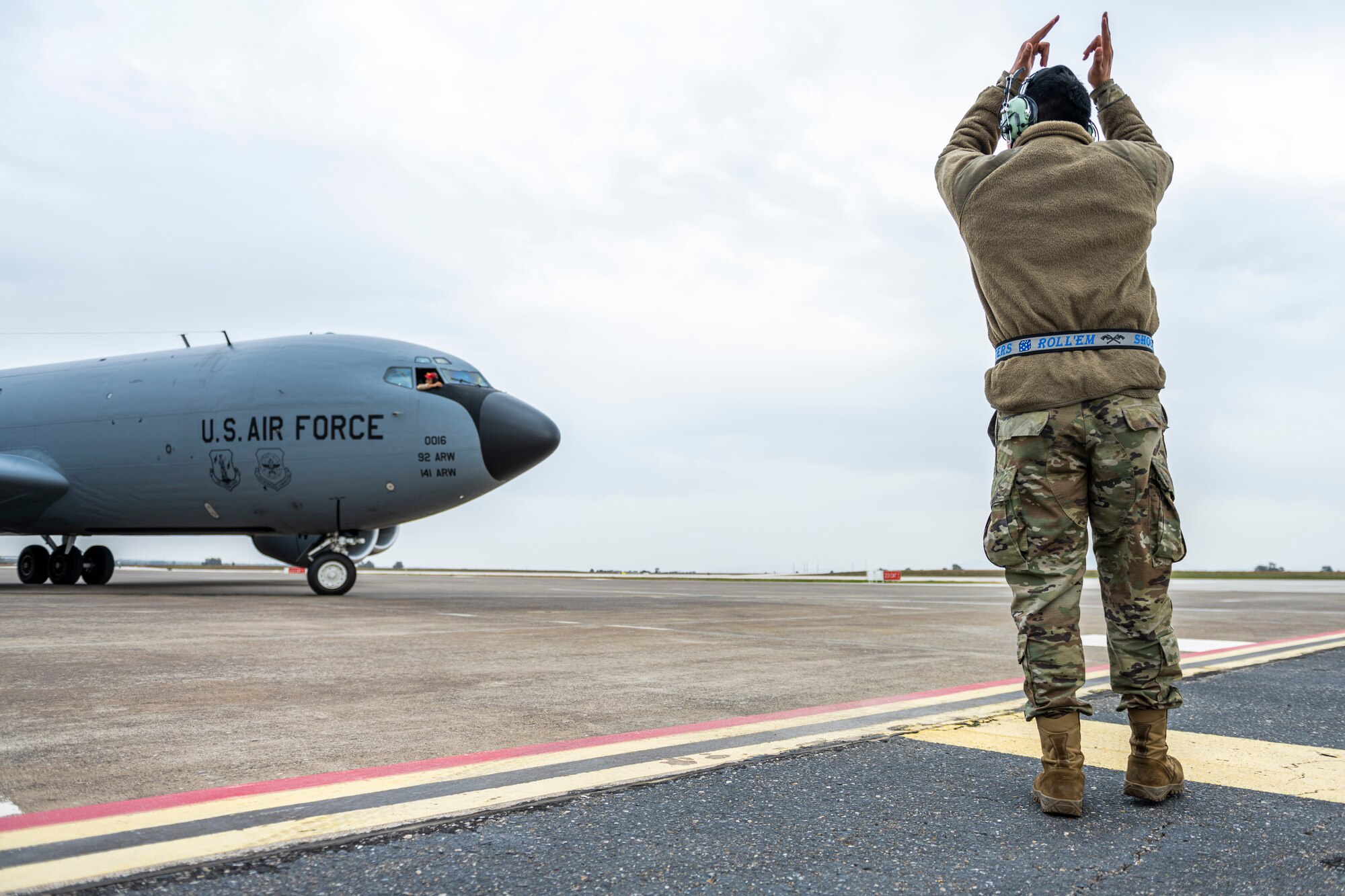 384th EARS trains 55th EFGS in hot-pit refuel