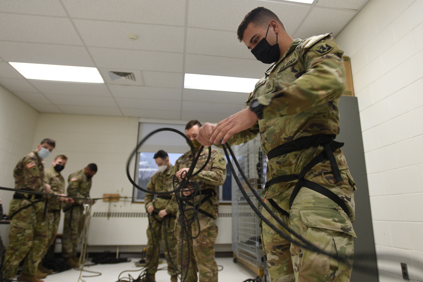 Commanders host military service members for practice, special