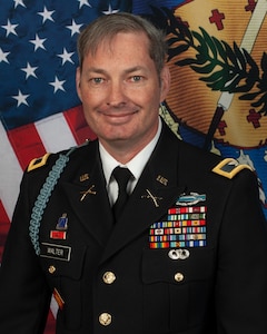 Col. Robert Walter official portrait