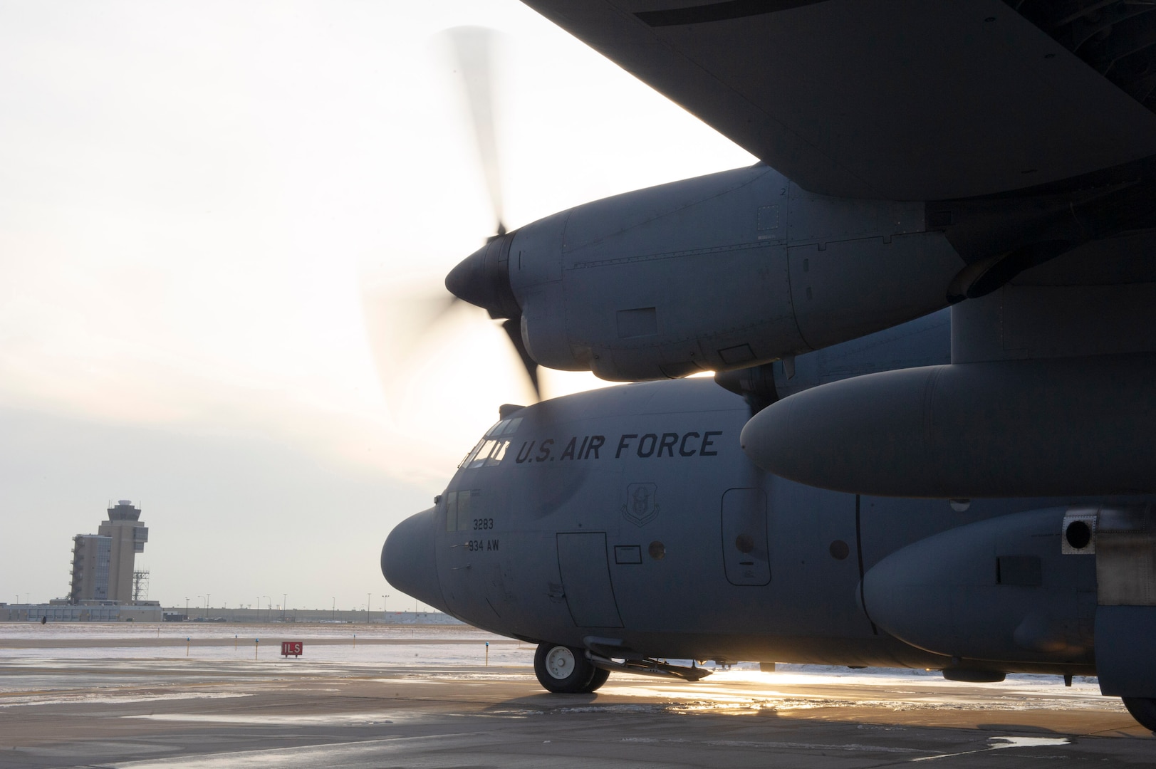 934th Airlift Wing mobilizes to Europe AOR to support NATO Allies in Ukraine