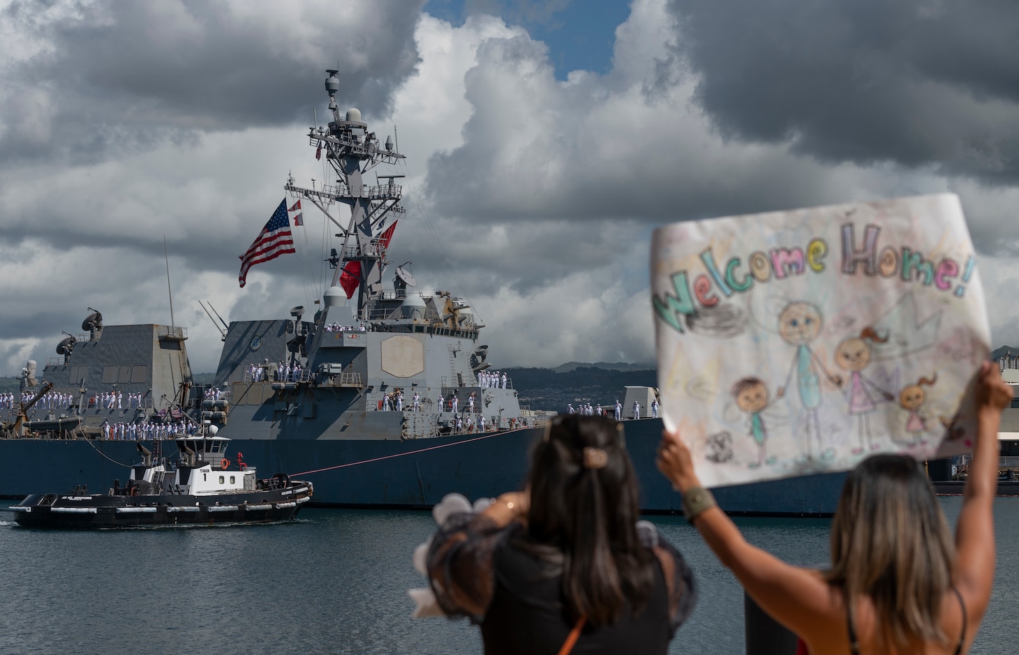 The Arleigh Burke-class guided-missile destroyer USS Chafee (DDG 90), a part of the Carl Vinson Carrier Strike Group, returns to Joint Base Pearl Harbor-Hickam, after an eight-month deployment to U.S. 3rd and 7th Fleets.