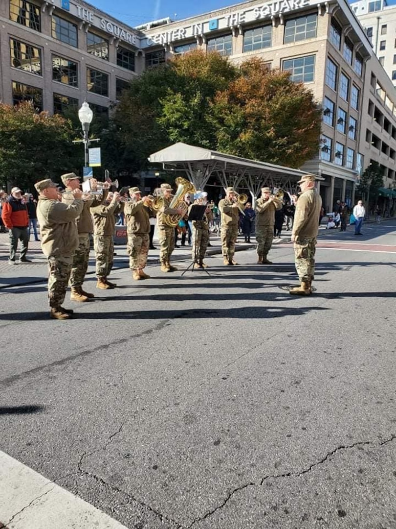 29th ID Band performs at Roanoke Veterans parade