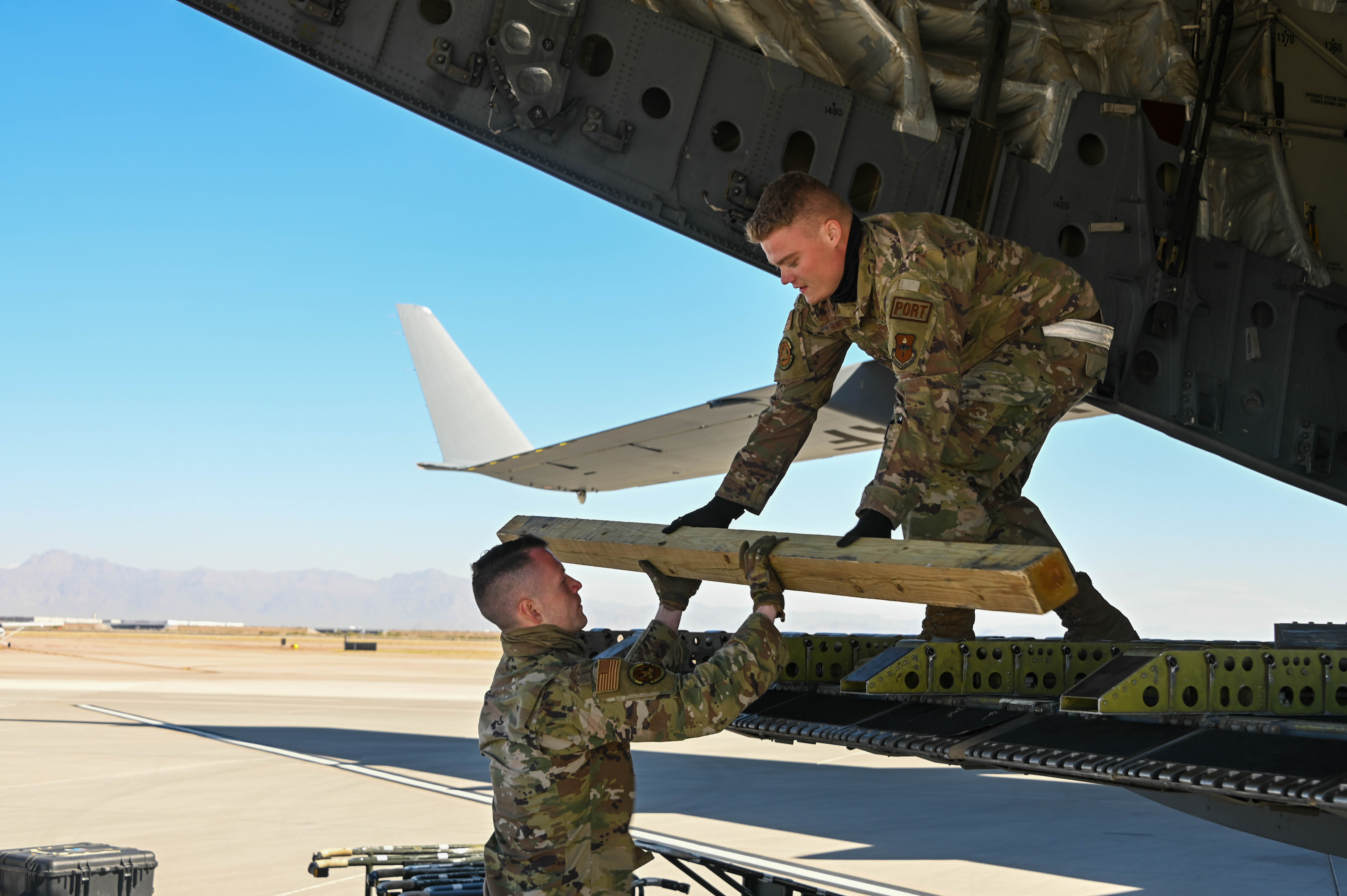Altus and Laughlin AFB team up to demonstrate airpower
