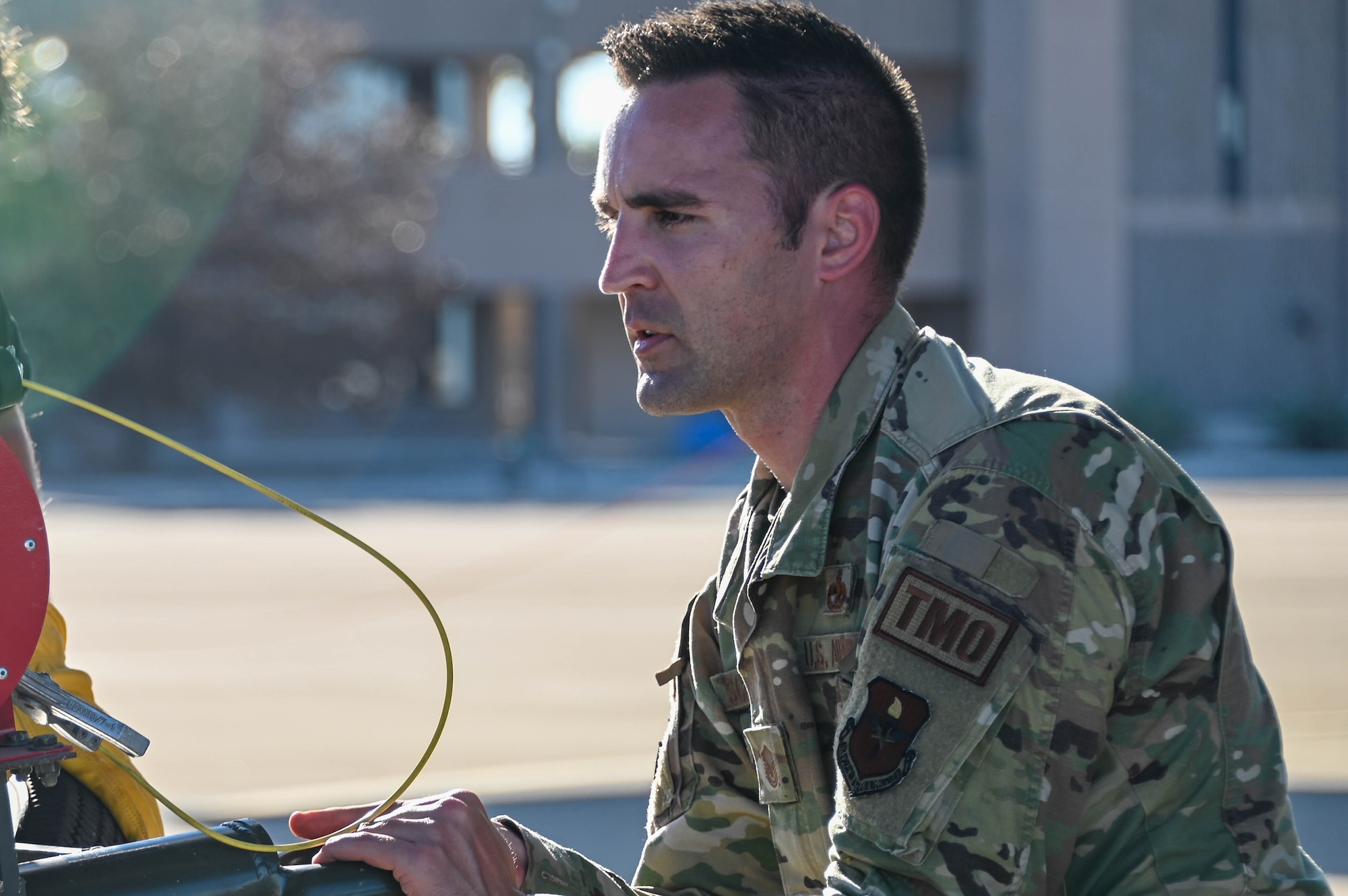 U.S. Air Force Master Sgt. Todd Scarbrough, 97th Logistics Readiness Squadron (LRS) traffic management superintendent, prepares a liquid oxygen cart to be loaded onto a C-17 Globemaster III at Laughlin Air Force Base, Texas, Feb. 1, 2022. Five members from the 97th LRS, consisting of two members from the traffic management office and three members from the air operations flight, were on the aircraft to carry out their role in the COPE THAW mission. (U.S. Air Force photo by Senior Airman Kayla Christenson)