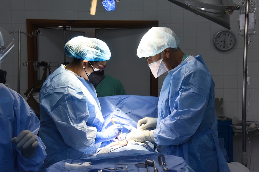 Army Reserve soldiers conduct surgeries at local Honduran hospital