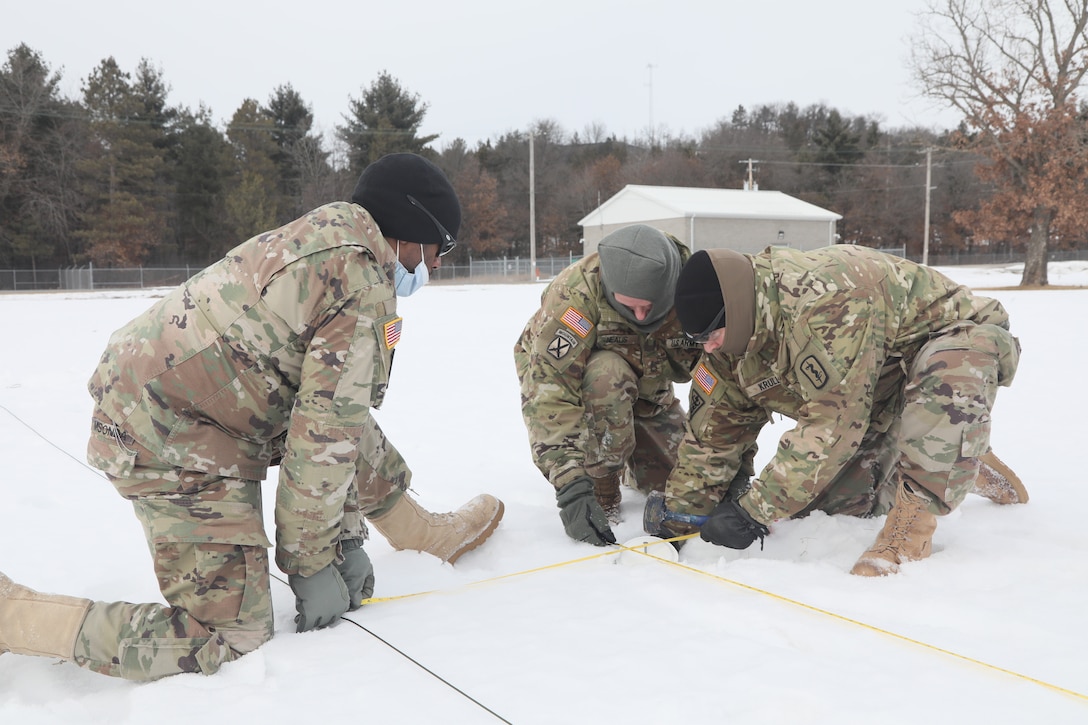 512th Field Hospital trains at Fort McCoy