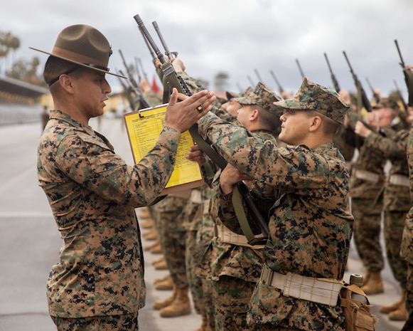 U S Marine Corps Gunnery Sgt Jose Flores The Recruit Training