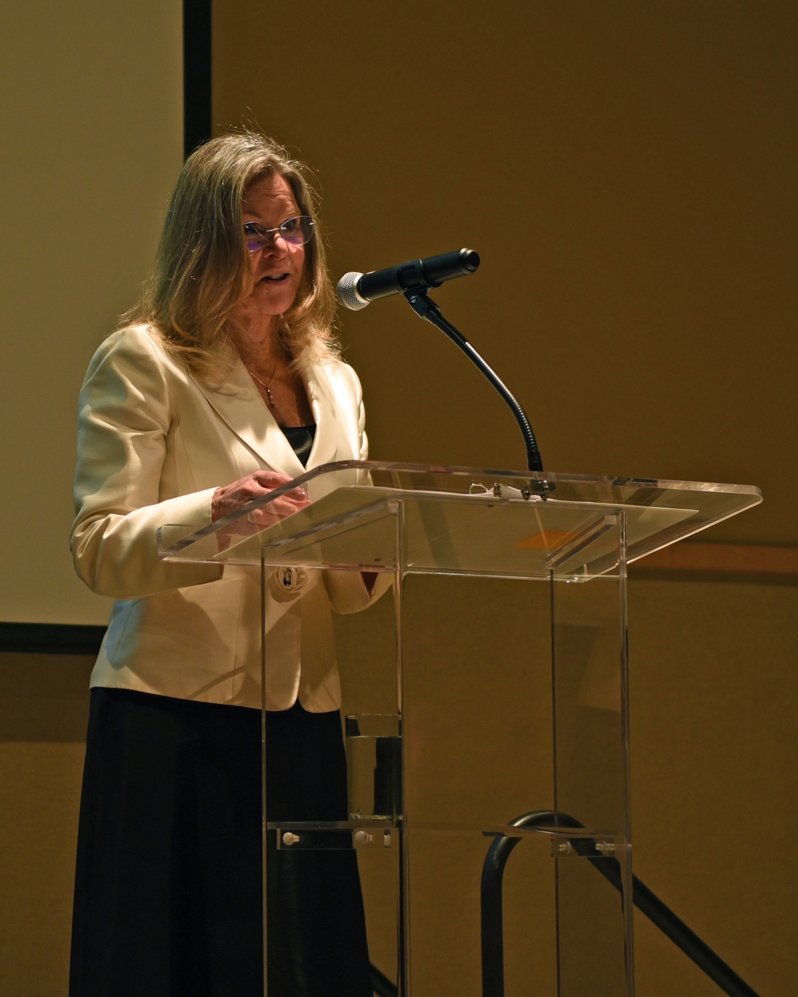 Ms. Jonna Doolittle Hoppes, The Doolittle Foundation executive director and founder, speaks during the 29th Annual Awards Ceremony at the McNease Convention Center, San Angelo, Texas, Feb. 26, 2022.  The Doolittle Foundation is an organization dedicated to making U.S. military history available to students. (U.S. Air Force photo by Senior Airman Abbey Rieves)