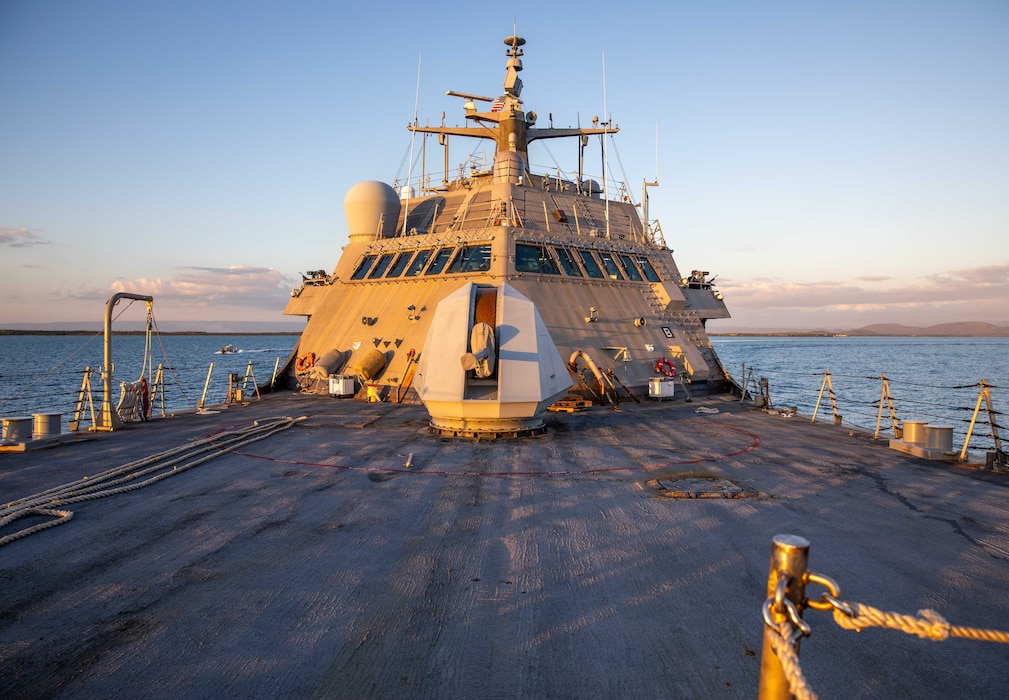 The Freedom-variant littoral combat ship USS Milwaukee (LCS 5) departs Naval Station Guantanamo Bay, Cuba, Jan. 3, 2022.