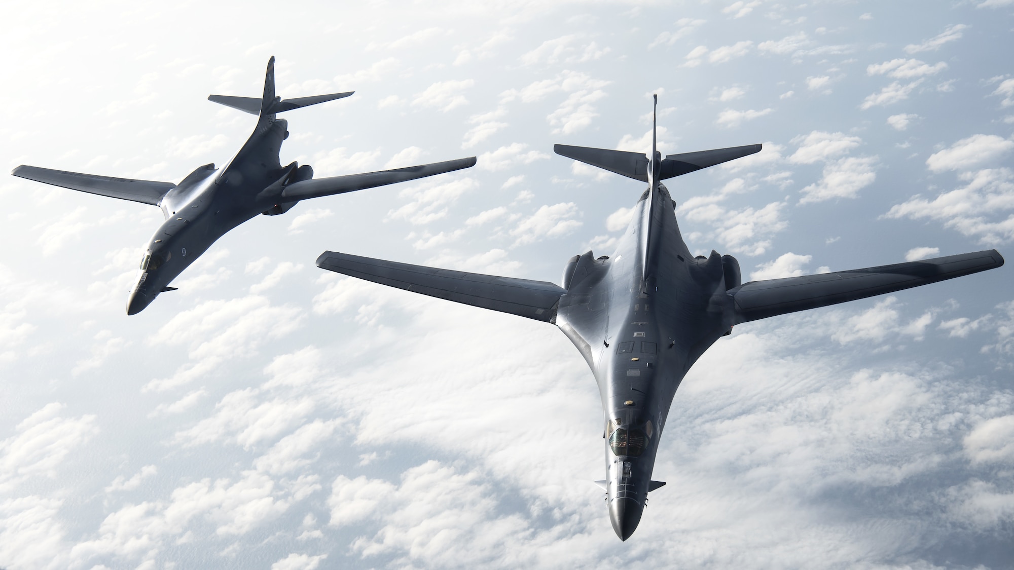B-1B Lancers fly in formation