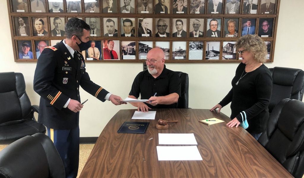 Col. Adam Czekanski, district commander, attended a meeting to sign a Project-Partnership Agreement with officials to kickstart the project. Signing the partnership agreement is the first step in improving the treatment plant’s efficiency while reducing inflow and infiltration within the collection system in Tyler and Wetzel counties.

The U.S. Army Corps of Engineers Pittsburgh District entered a partnership agreement with the city of Paden City, West Virginia, to upgrade sanitary sewer collection and treatment facilities as part of a $2 million Section 219 Environmental Infrastructure project, Thursday, Jan. 6.