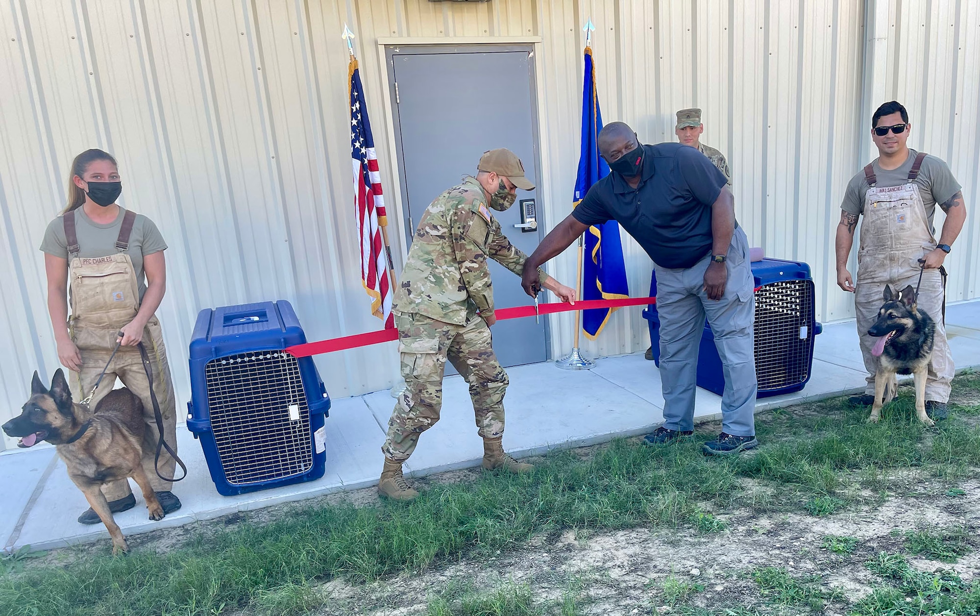 Ribbon cutting ceremony at MWD lab