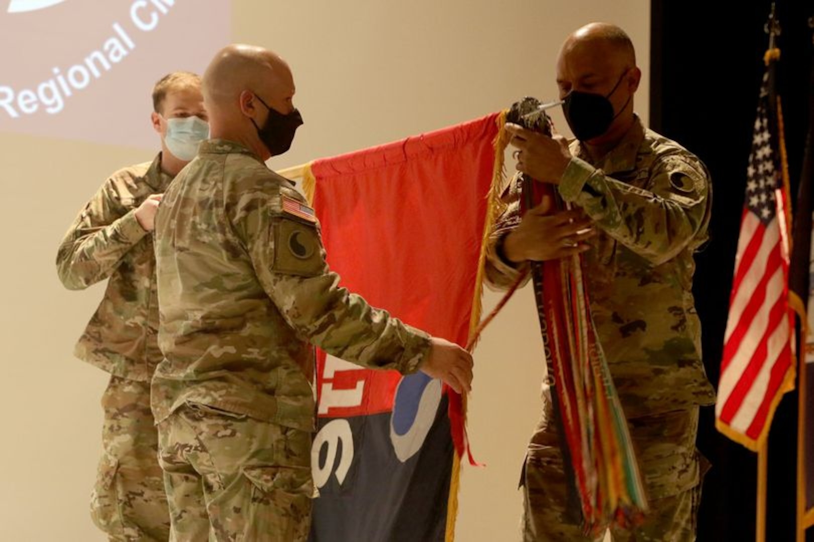 VNG brigade HQs, aviation battalion begin mission to Kosovo